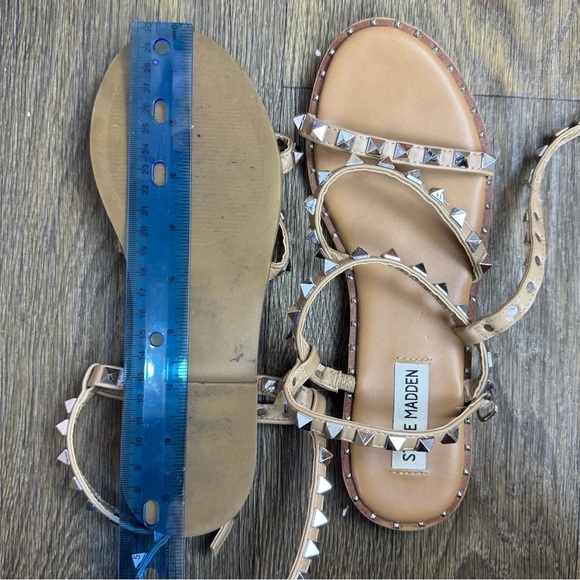 Steve Madden Womens Travel Rock Stud Sandals No Size Tan Gladiator Flats READ - Picture 9 of 12